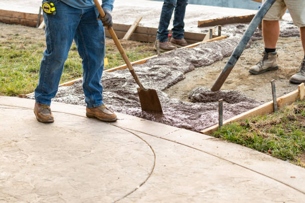 Best Concrete Sidewalk Installation  in Stilwell, OK